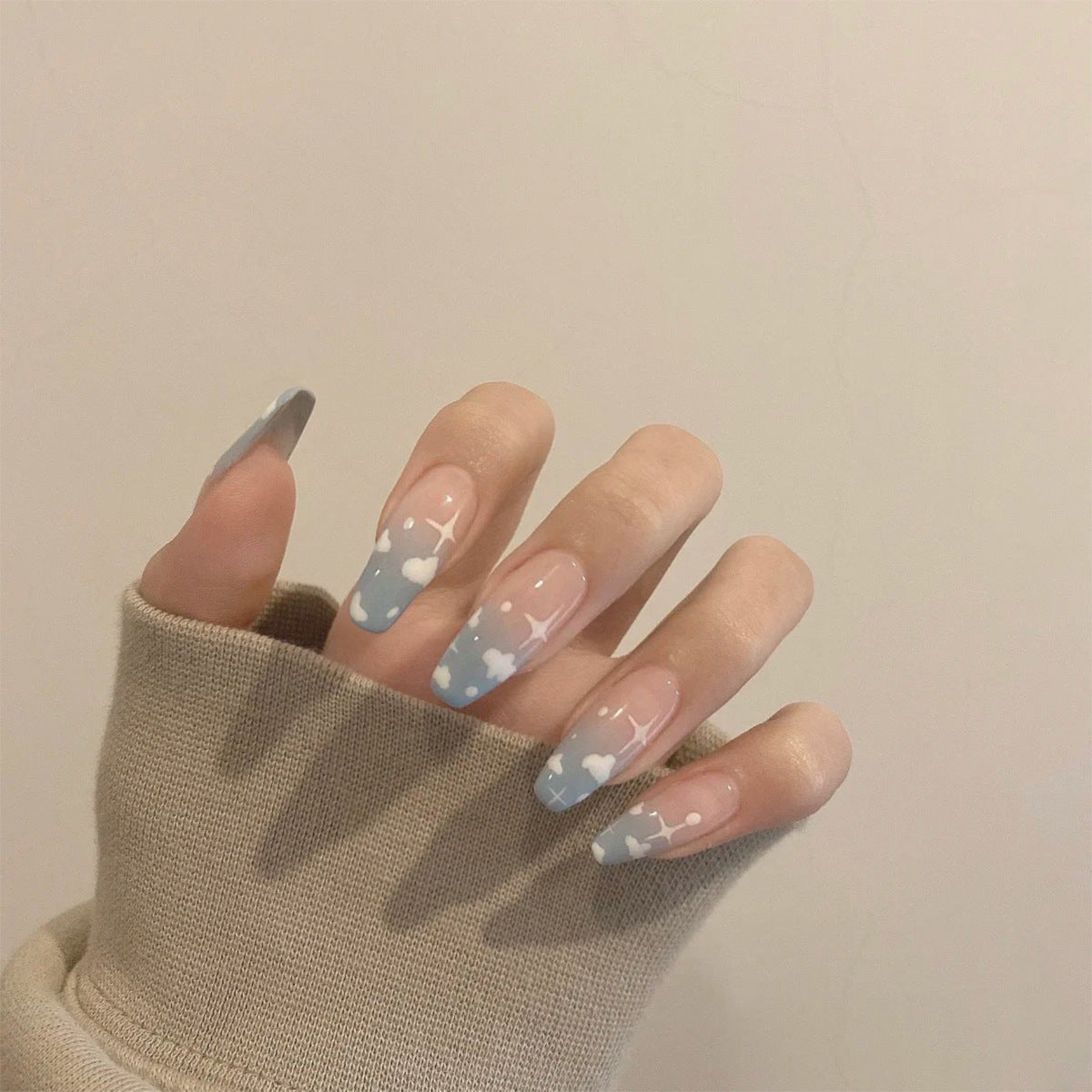Chic Gray Blue Cloud Wearable Fake Nails | Soft Full Cover Removable Nail Patches
