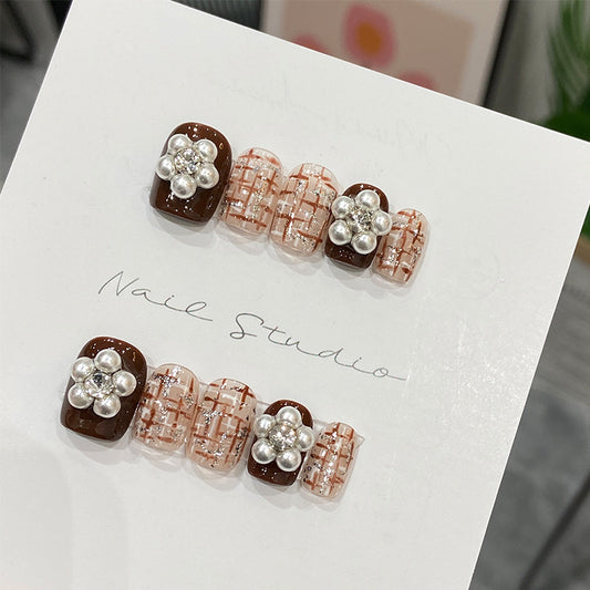 Elegant Autumn/Winter Bride Nail Patch | Ready-to-Wear Finished Manicure