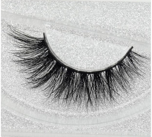 Luxurious Faux Aurelia Eye Lashes | Reusable & Lightweight Full Strip Lashes