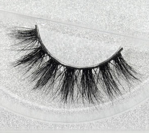Luxurious Faux Aurelia Eye Lashes | Reusable & Lightweight Full Strip Lashes