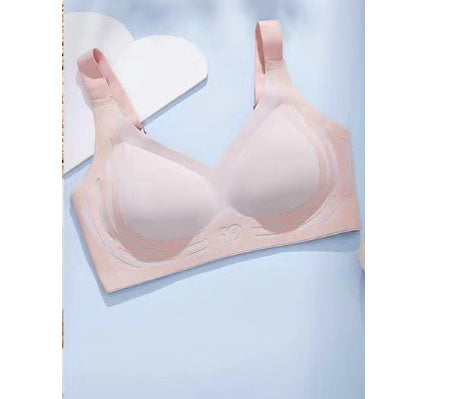Plus-Size Sports Bra with Soft Support & Adjustable Straps